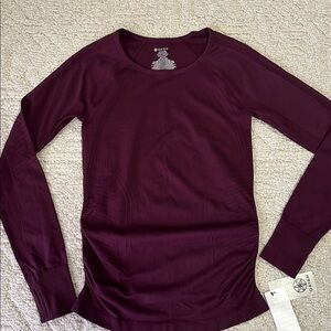 GAIAM Warrior Seamless Maroon Long Sleeve Top NWT Size S